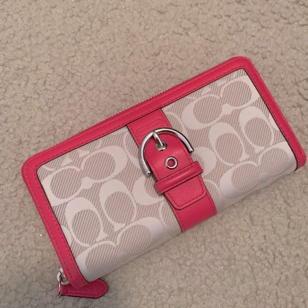 Coach Wallet Pink